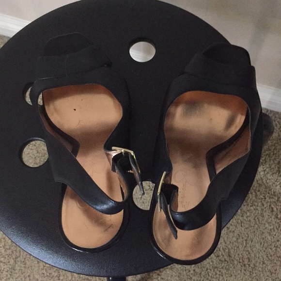 Jessica Simpson Leather Heels - Picture 3 of 5